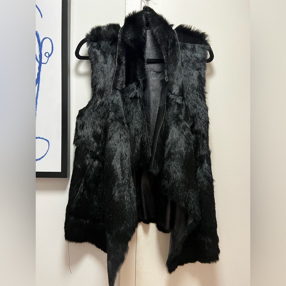 Reversible rabbit fur vest